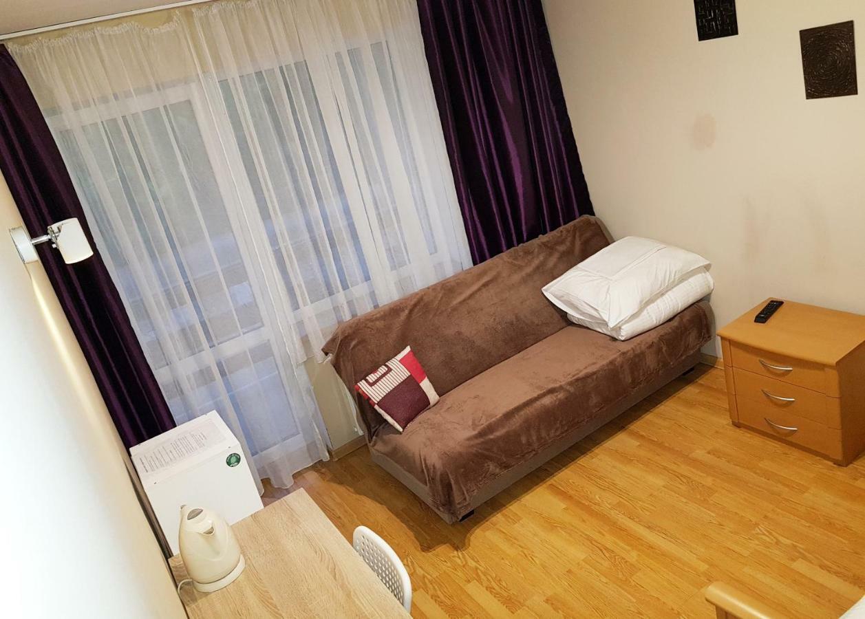 Apartamenty I Pokoje Przy Parku Jelenia Gora Exterior photo
